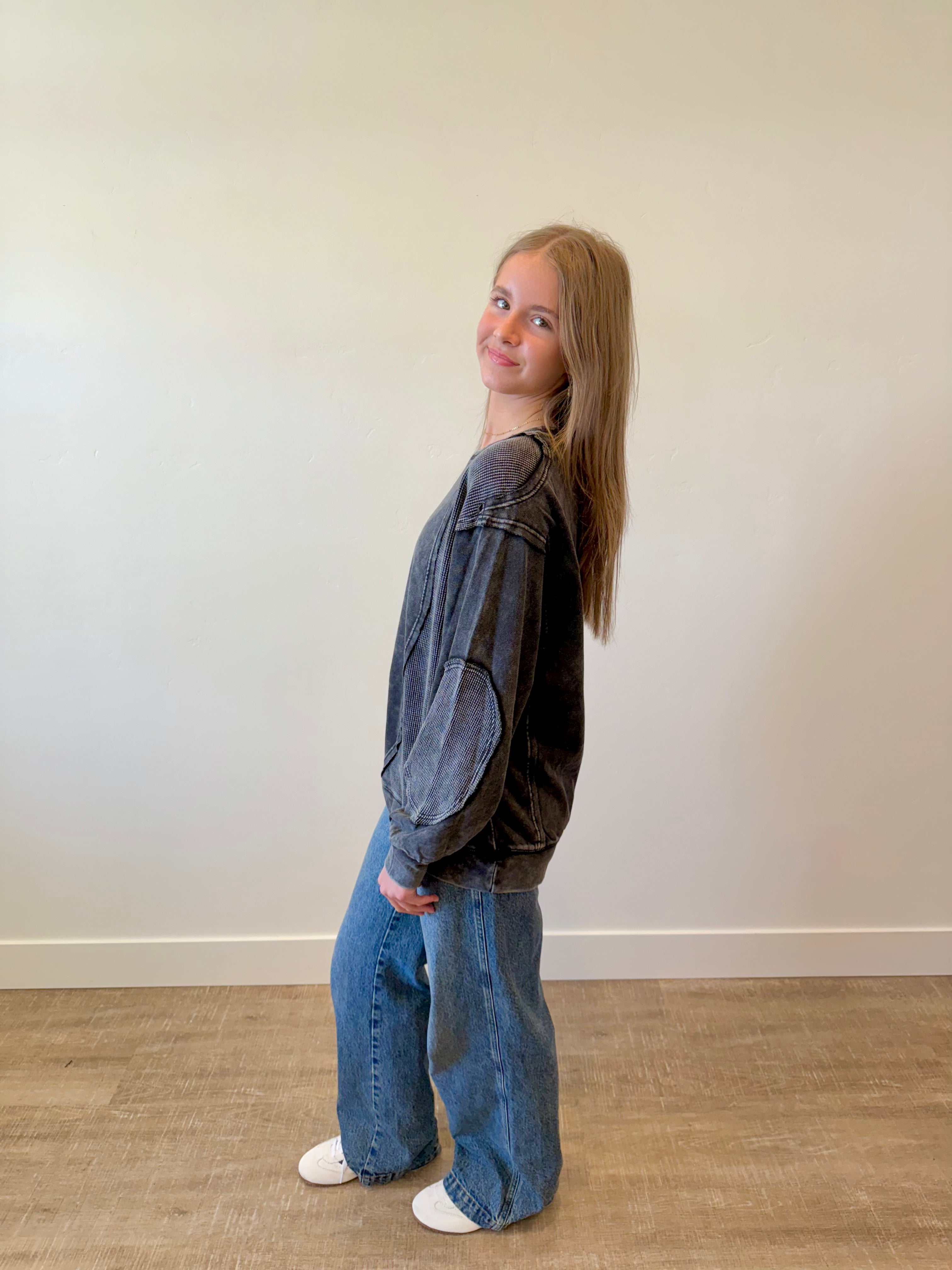 Daydreamer Mineral Washed Pullover