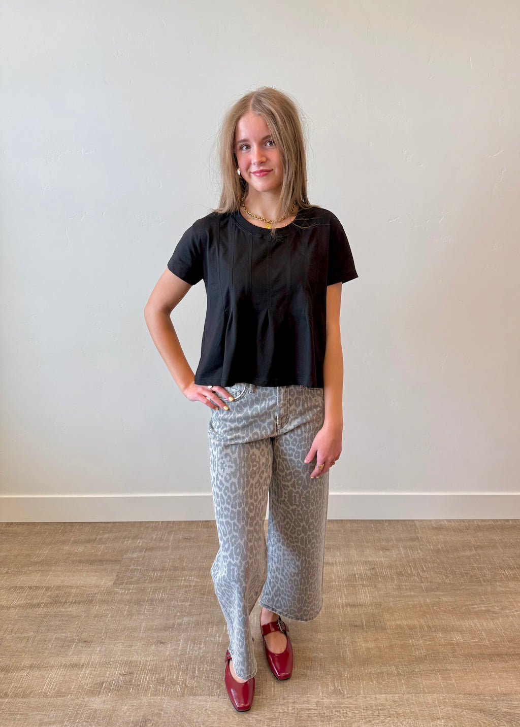 Laurel Pleated Swing Top