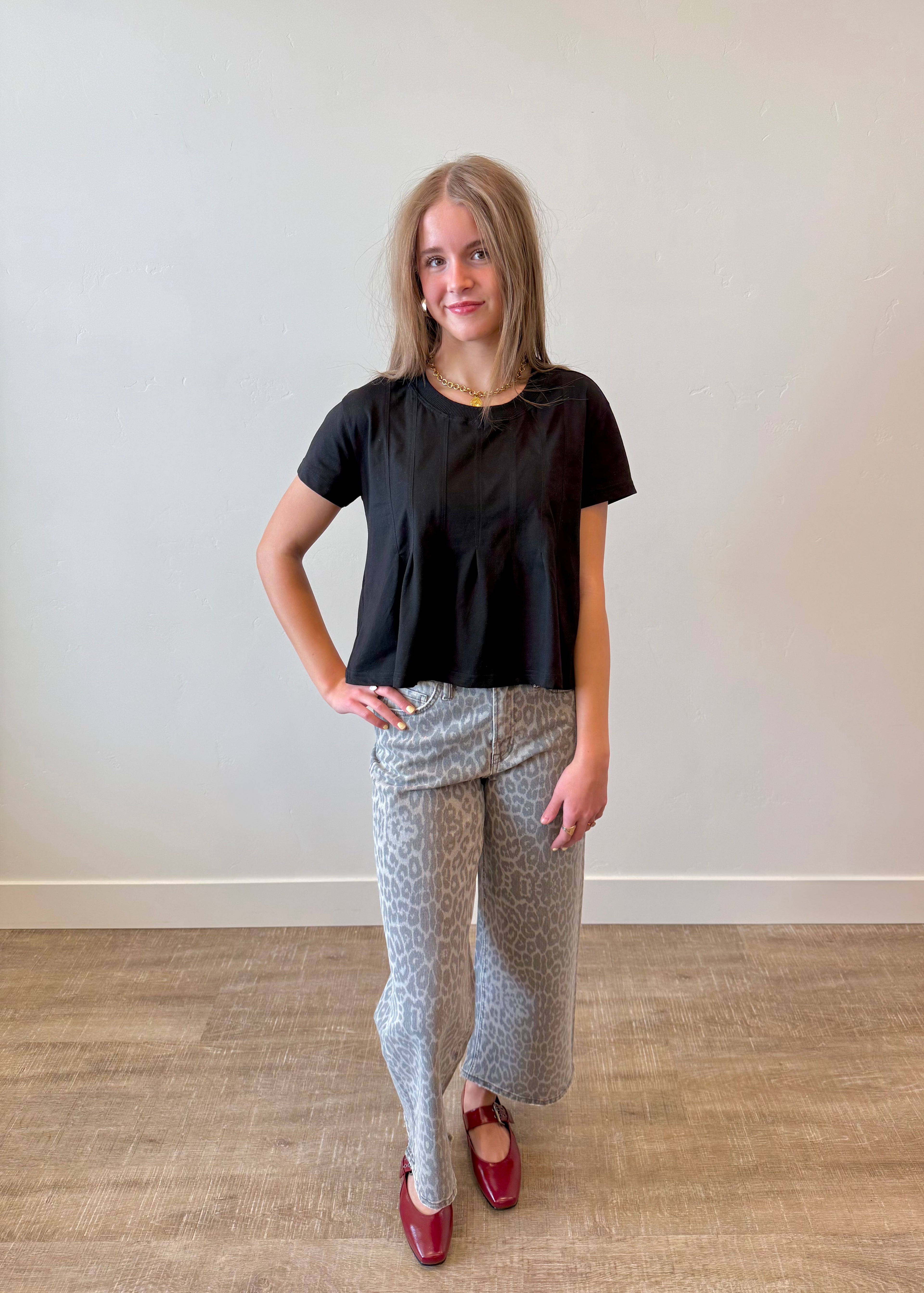Laurel Pleated Swing Top