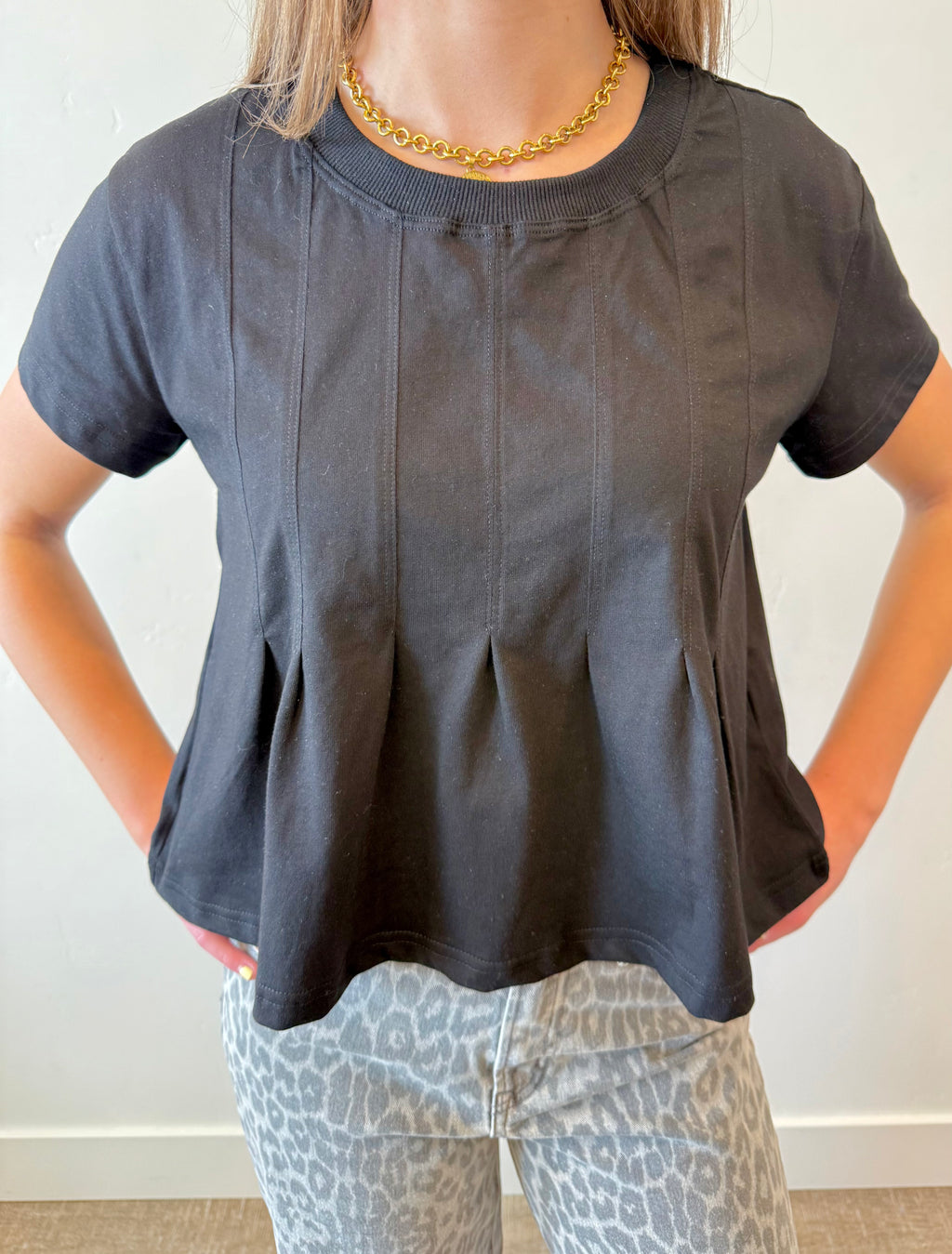 Laurel Pleated Swing Top