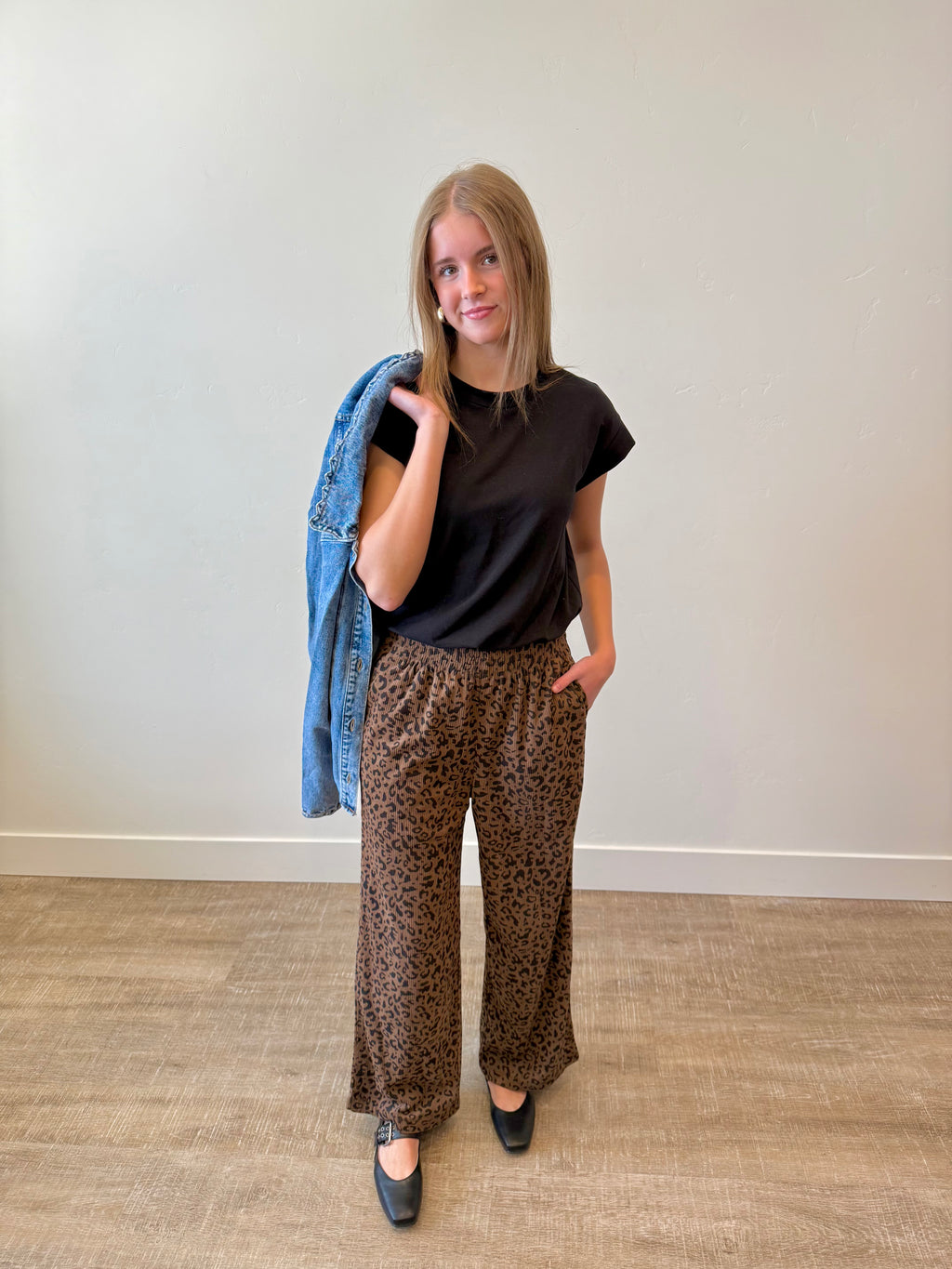 Greta Wide Leg Leopard Pants