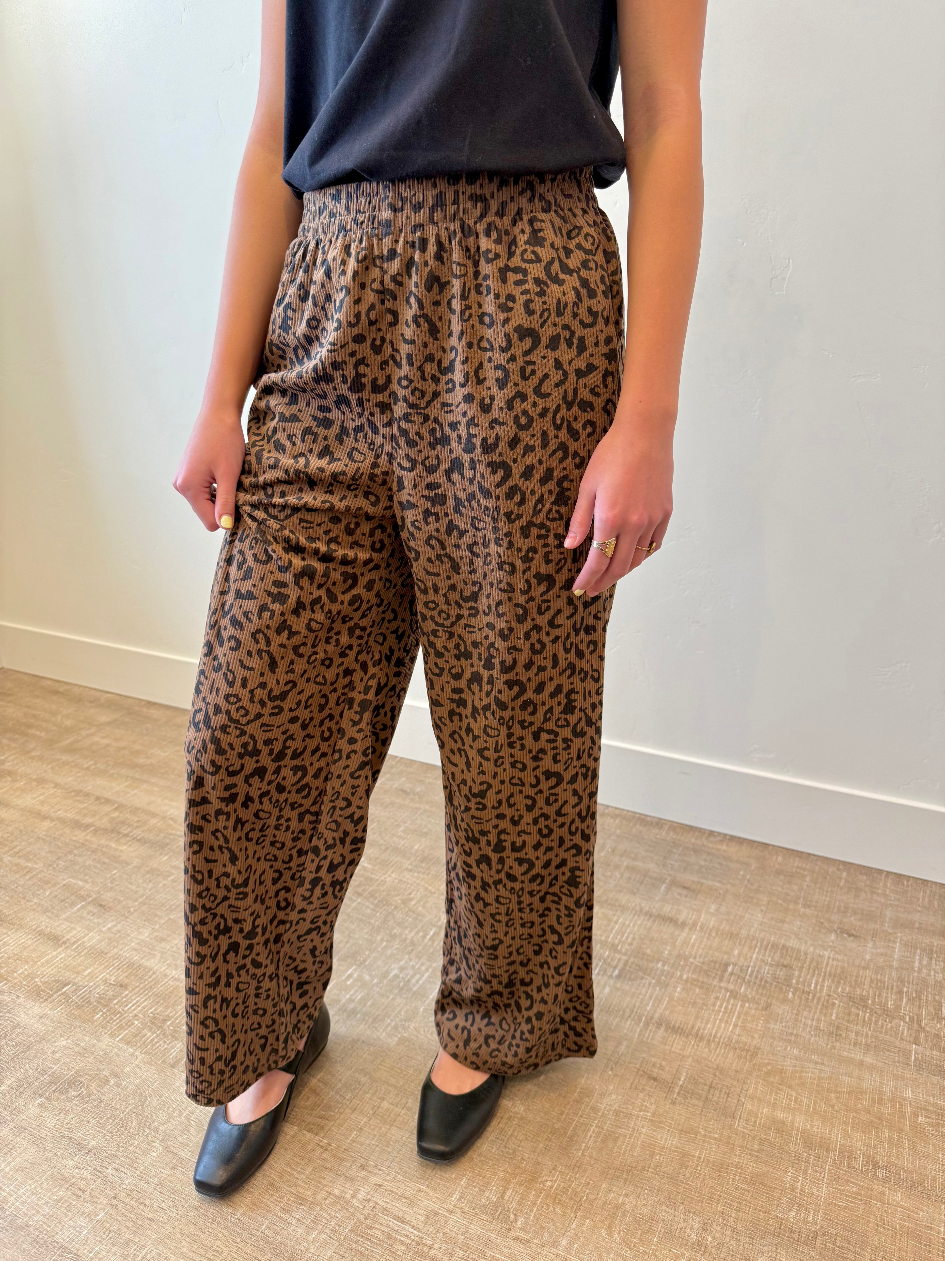 Greta Wide Leg Leopard Pants